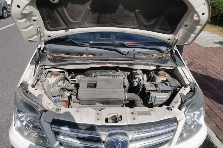 Used CHANGAN CX20 2014 1.4L IMT Sunroof Navigation Version China IV Standard Engine Bay