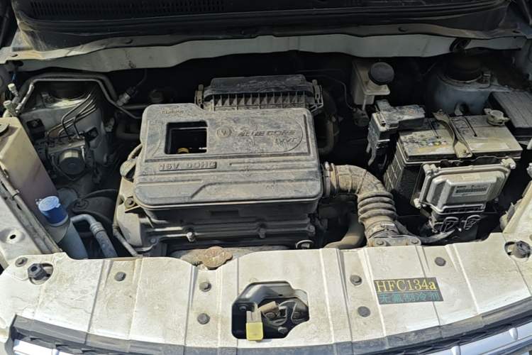Used CHANGAN CX20 2014 1.4L Manual Sport Version China IV Standard Engine Bay
