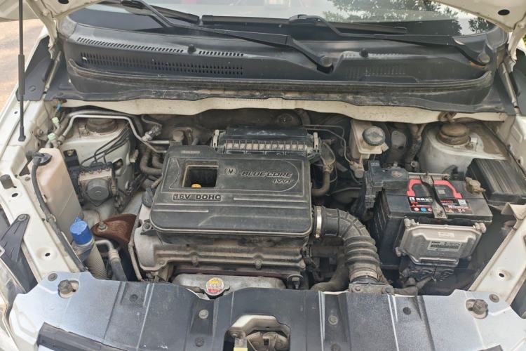 Used CHANGAN CX20 2014 1.4L IMT Sunroof Navigation Version China IV Standard Engine Bay