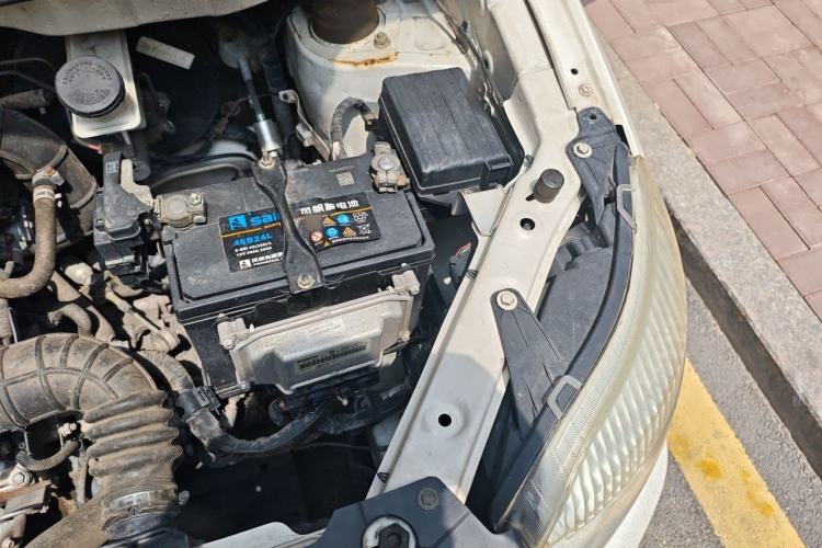 Used CHANGAN CX20 2014 1.4L Manual Sport Version China IV Standard Engine Bay Left