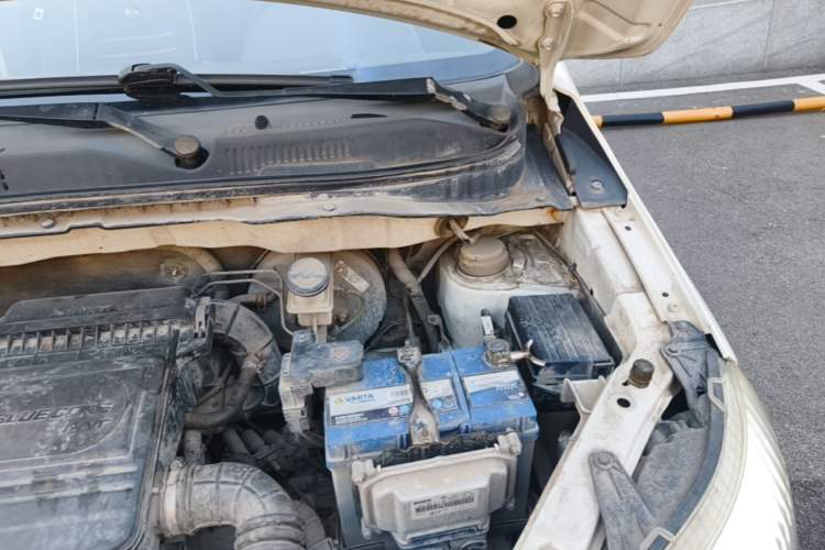 Used CHANGAN CX20 2014 1.4L Manual Sport Version China IV Standard Engine Bay Left