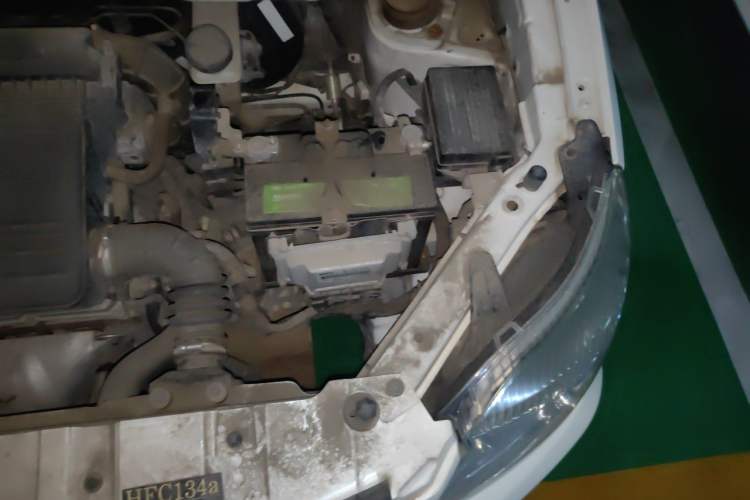 Used CHANGAN CX20 2014 1.4L Manual Sport Edition China V Standard Engine Bay Left