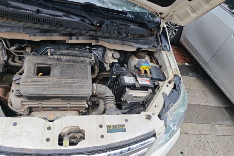 Used CHANGAN CX20 2014 1.4L Manual Sunroof Navigation Version – China IV Standard Engine Bay Left