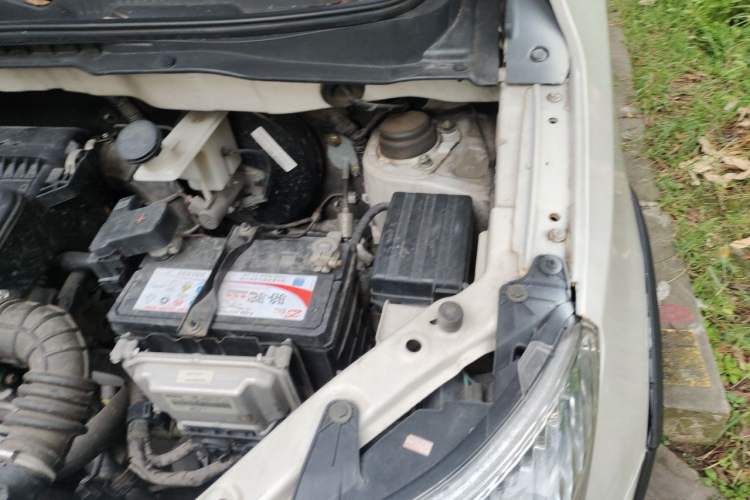 Used CHANGAN CX20 2014 1.4L Manual Sport Edition China V Standard Engine Bay Left