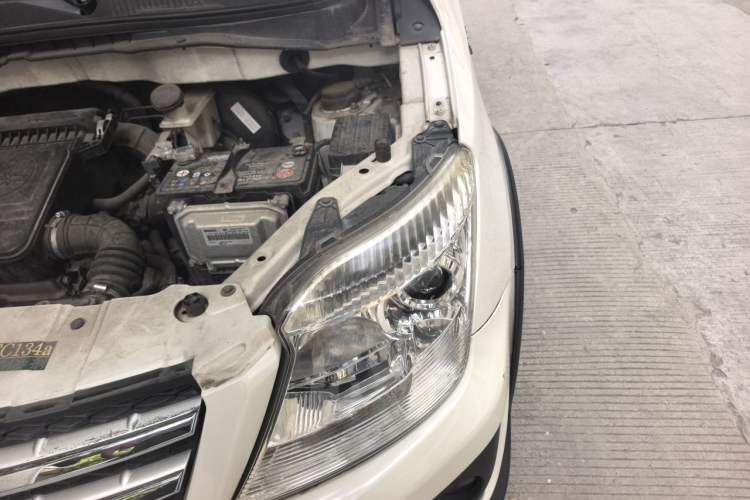 Used CHANGAN CX20 2014 1.4L Manual Sport Version China IV Standard Engine Bay Left