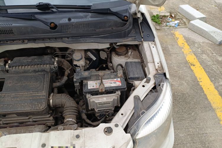 Used CHANGAN CX20 2014 1.4L IMT Sunroof Navigation Version China IV Standard Engine Bay Left