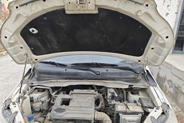 Used CHANGAN CX20 2014 1.4L Manual Sport Edition China V Standard Engine Bay