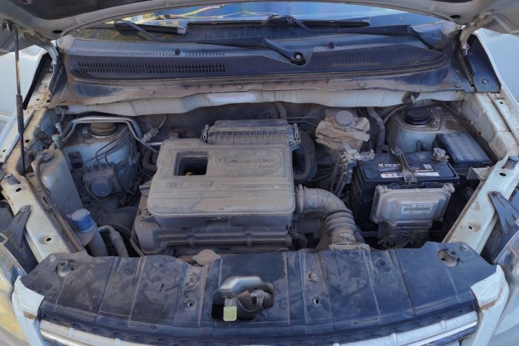 Used CHANGAN CX20 2014 1.4L Manual Sport Version China IV Standard Engine Bay