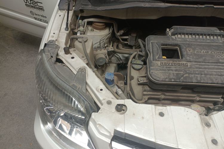 Used CHANGAN CX20 2014 1.4L IMT Sunroof Navigation Version China IV Standard Engine Bay Right
