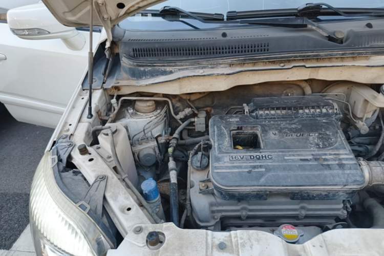 Used CHANGAN CX20 2014 1.4L Manual Sport Version China IV Standard Engine Bay Right