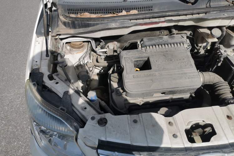 Used CHANGAN CX20 2014 1.4L IMT Sunroof Navigation Version China IV Standard Engine Bay Right