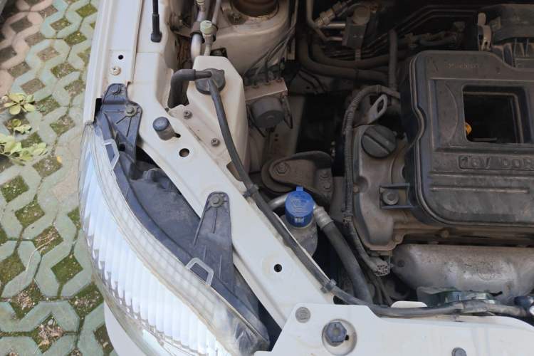 Used CHANGAN CX20 2014 1.4L Manual Sport Edition China V Standard Engine Bay Right