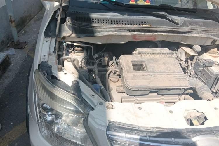 Used CHANGAN CX20 2014 1.4L Manual Sport Version China IV Standard Engine Bay Right