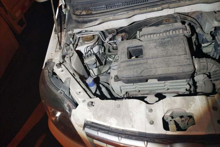 Used CHANGAN CX20 2014 1.4L Manual Sport Version China IV Standard Engine Bay Right