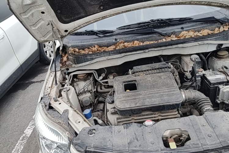 Used CHANGAN CX20 2014 1.4L Manual Sport Version China IV Standard Engine Bay Right