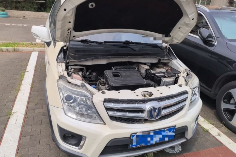 Used CHANGAN CX20 2014 1.4L IMT Sunroof Navigation Version China IV Standard Engine Bay Right