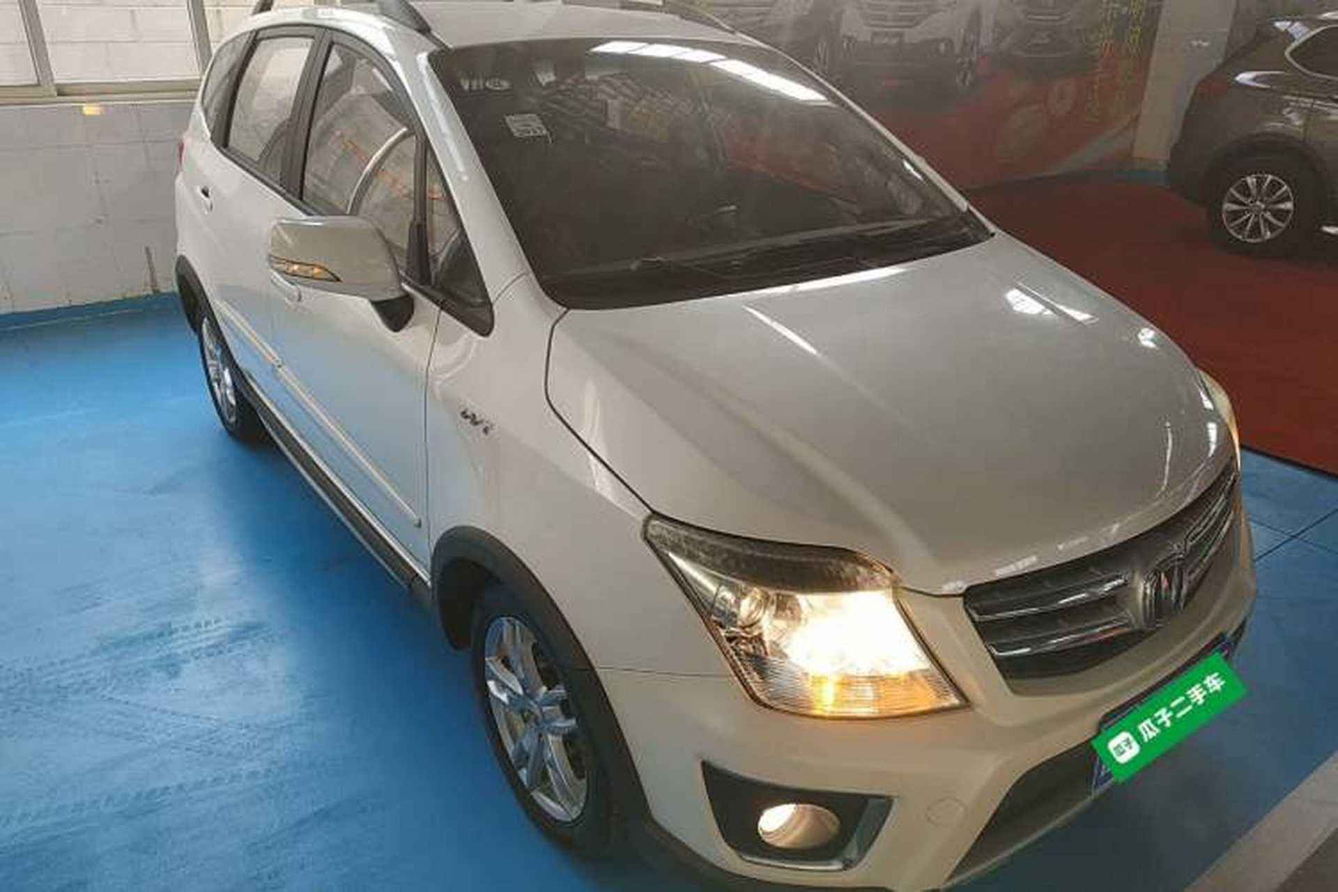 Used CHANGAN CX20 2014 1.4L Manual Sport Version China IV Standard Exterior 1