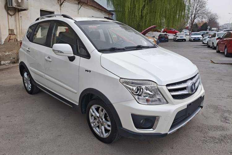 Used CHANGAN CX20 2014 1.4L Manual Sport Edition China V Standard Exterior 1