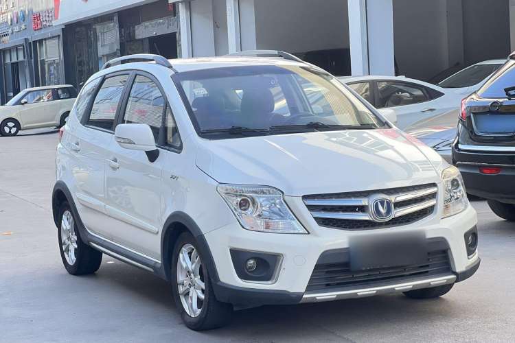 Used CHANGAN CX20 2014 1.4L Manual Sport Version China IV Standard Exterior 2