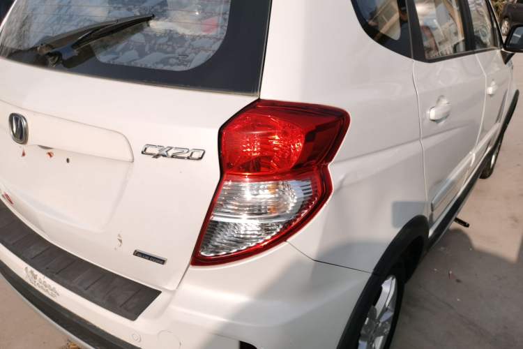 Used CHANGAN CX20 2014 1.4L Manual Sport Edition China V Standard Exterior 3