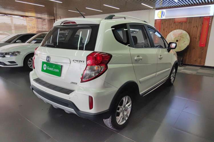 Used CHANGAN CX20 2014 1.4L Manual Sport Version China IV Standard Exterior 3