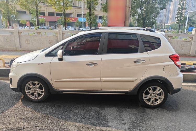 Used CHANGAN CX20 2014 1.4L IMT Sunroof Navigation Version China V Standard Exterior 3