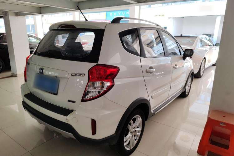 Used CHANGAN CX20 2014 1.4L Manual Sport Version China IV Standard Exterior 5