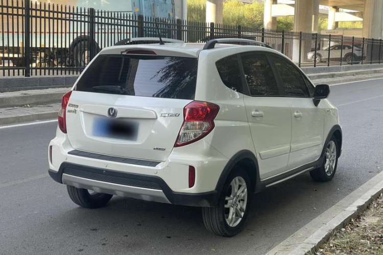 Used CHANGAN CX20 2014 1.4L Manual Sport Edition China V Standard Exterior 5