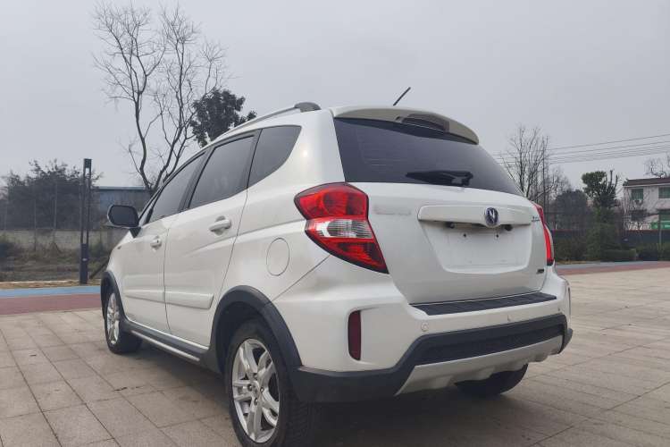 Used CHANGAN CX20 2014 1.4L Manual Sport Edition China V Standard Exterior 5