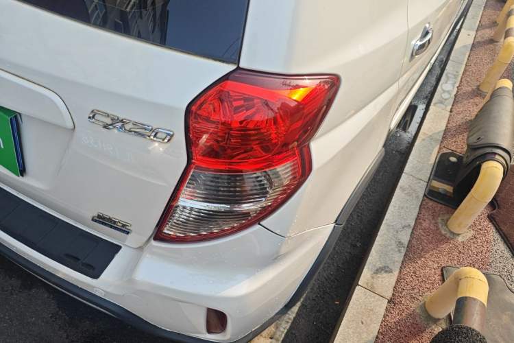 Used CHANGAN CX20 2014 1.4L IMT Sunroof Navigation Version China V Standard Exterior 6