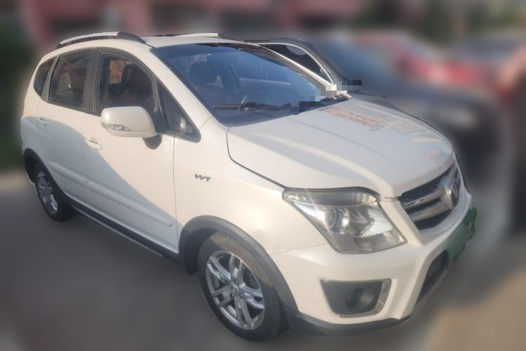 Used CHANGAN CX20 2014 1.4L Manual Sport Version China IV Standard Front Right 45 Deg