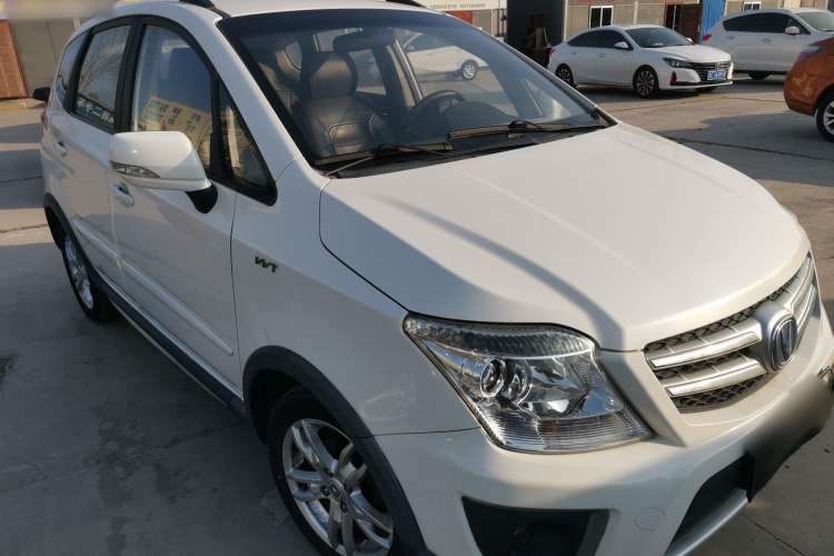 Used CHANGAN CX20 2014 1.4L Manual Sport Edition China V Standard Front Right 45 Deg