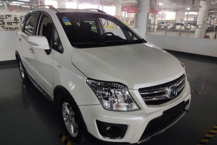Used CHANGAN CX20 2014 1.4L IMT Sunroof Navigation Version China IV Standard Front Right 45 Deg