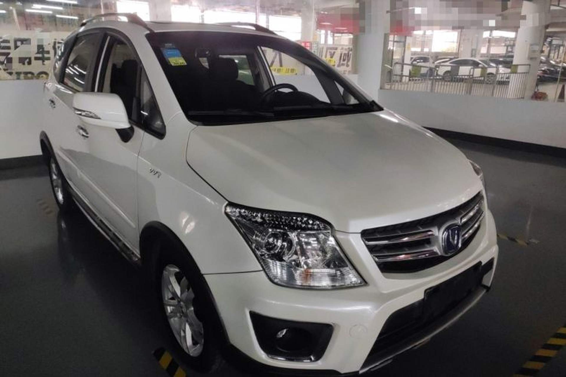 Used CHANGAN CX20 2014 1.4L IMT Sunroof Navigation Version China IV Standard Front Right 45 Deg