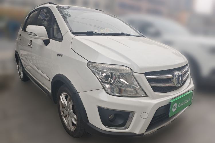 Used CHANGAN CX20 2014 1.4L Manual Sport Version China IV Standard Front Right 45 Deg