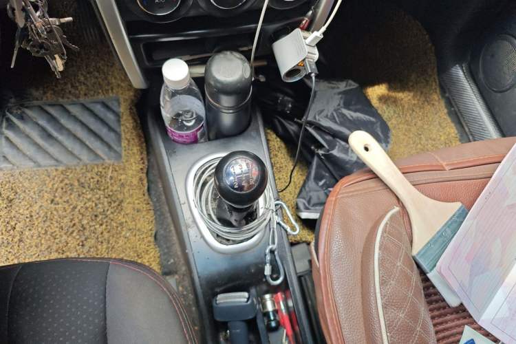 Used CHANGAN CX20 2014 1.4L Manual Sport Edition China V Standard Gear Lever