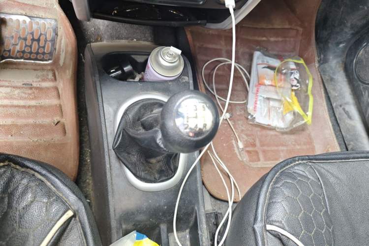 Used CHANGAN CX20 2014 1.4L Manual Sunroof Navigation Version China V Standard Gear Lever