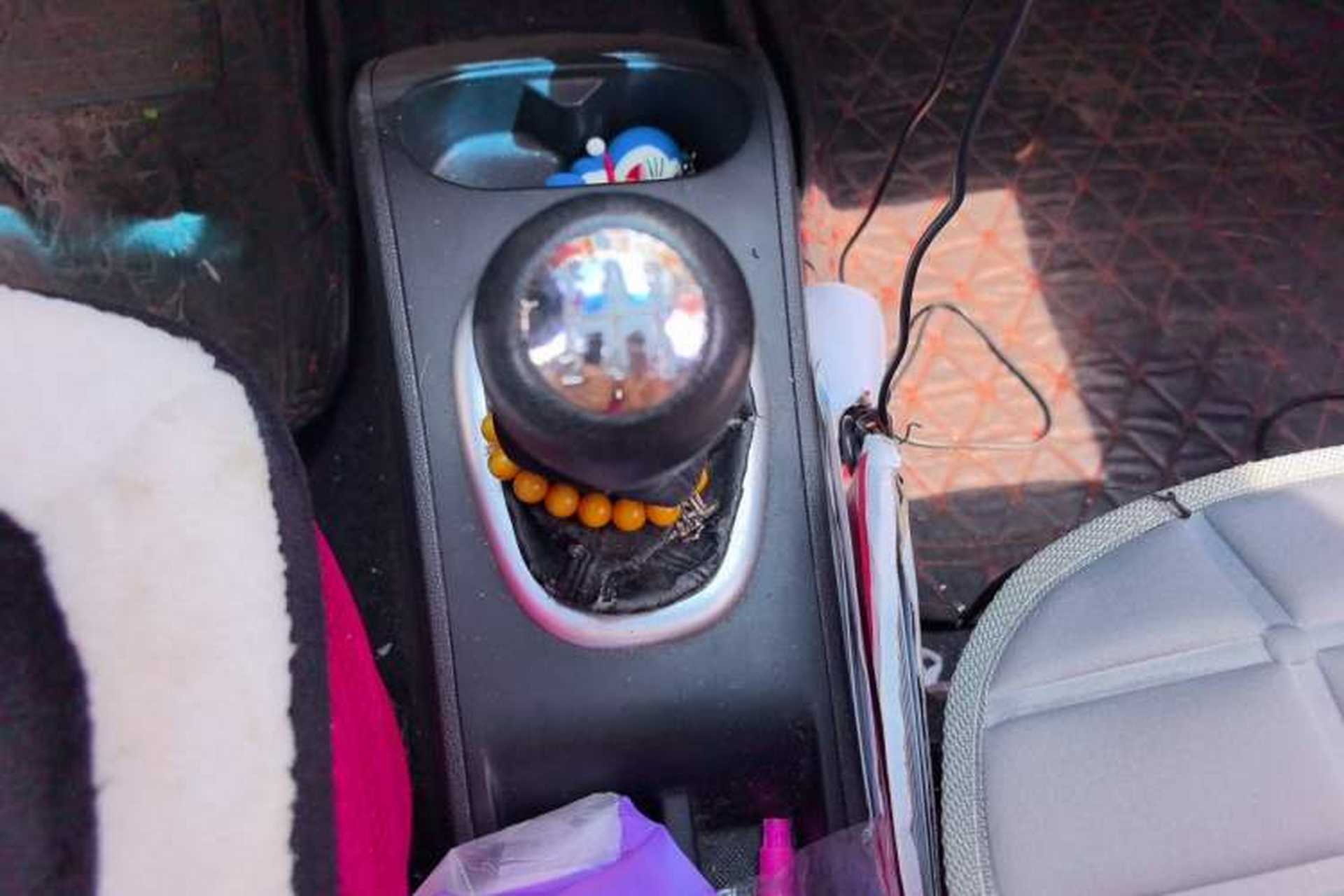 Used CHANGAN CX20 2014 1.4L Manual Sport Version China IV Standard Gear Lever