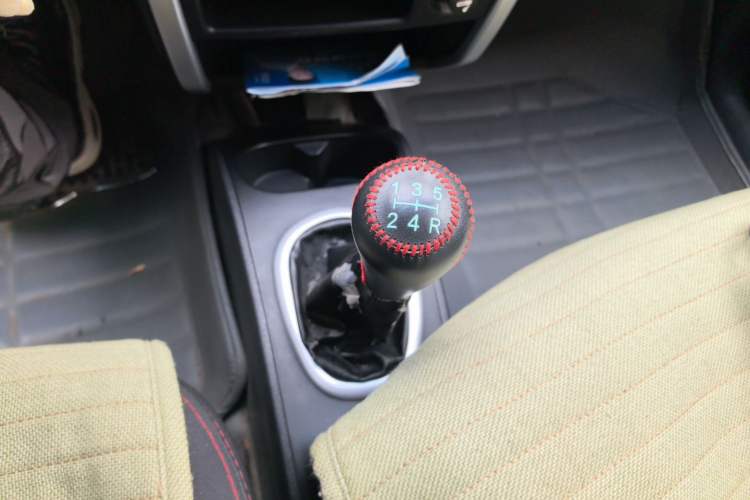 Used CHANGAN CX20 2014 1.4L Manual Sport Version China IV Standard Gear Lever