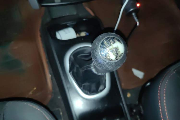 Used CHANGAN CX20 2014 1.4L Manual Sport Edition China V Standard Gear Lever