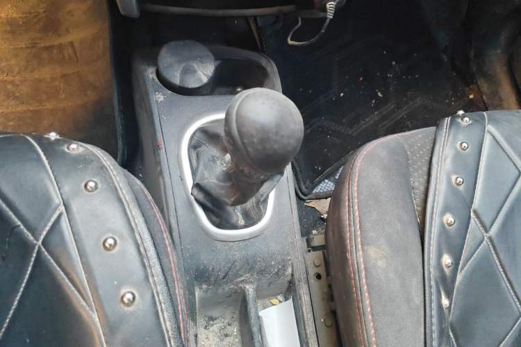 Used CHANGAN CX20 2014 1.4L Manual Sport Version China IV Standard Gear Lever