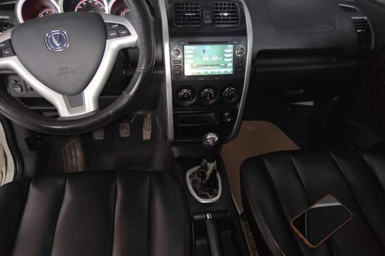 Used CHANGAN CX20 2014 1.4L Manual Sport Edition China V Standard Gear Lever