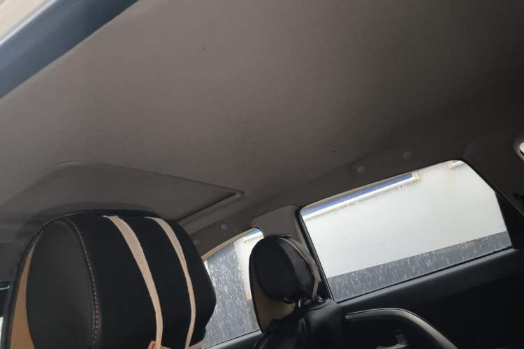 Used CHANGAN CX20 2014 1.4L IMT Sunroof Navigation Version China IV Standard Headliner
