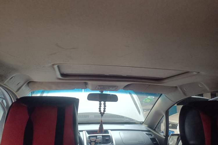 Used CHANGAN CX20 2014 1.4L IMT Sunroof Navigation Version China IV Standard Headliner