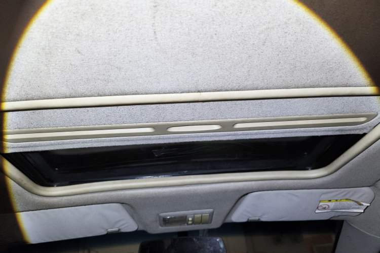 Used CHANGAN CX20 2014 1.4L IMT Sunroof Navigation Version China IV Standard Headliner