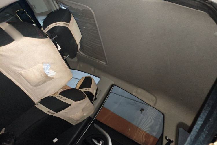 Used CHANGAN CX20 2014 1.4L IMT Sunroof Navigation Version China IV Standard Headliner