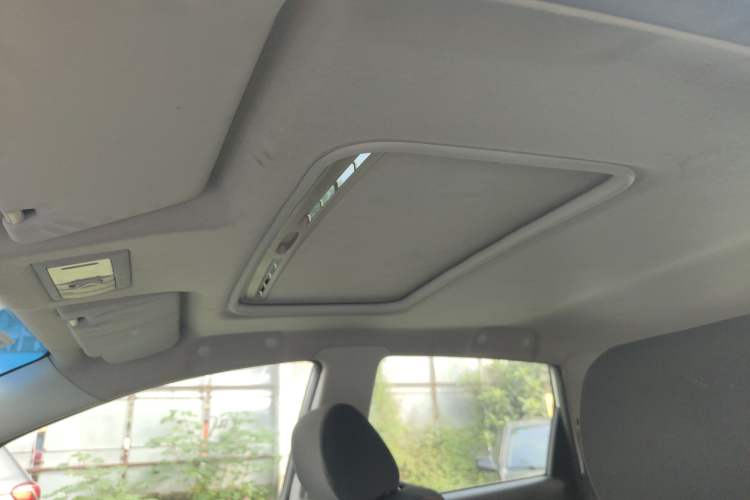 Used CHANGAN CX20 2014 1.4L Manual Sunroof Navigation Version China V Standard Headliner