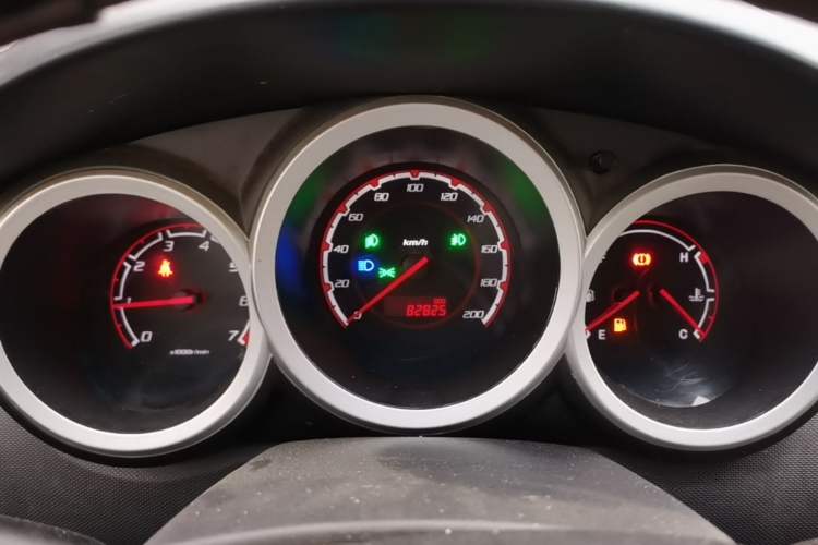 Used CHANGAN CX20 2014 1.4L Manual Sport Edition China V Standard Instrument Cluster