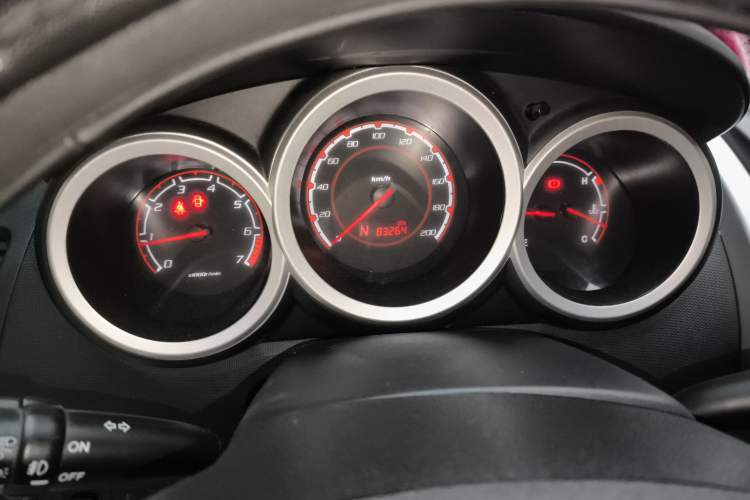 Used CHANGAN CX20 2014 1.4L IMT Sunroof Navigation Version China IV Standard Instrument Cluster