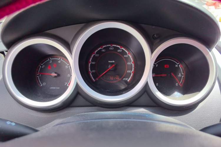Used CHANGAN CX20 2014 1.4L Manual Sport Version China IV Standard Instrument Cluster